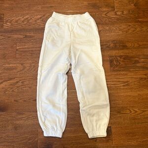 uniqlo white sweatpants